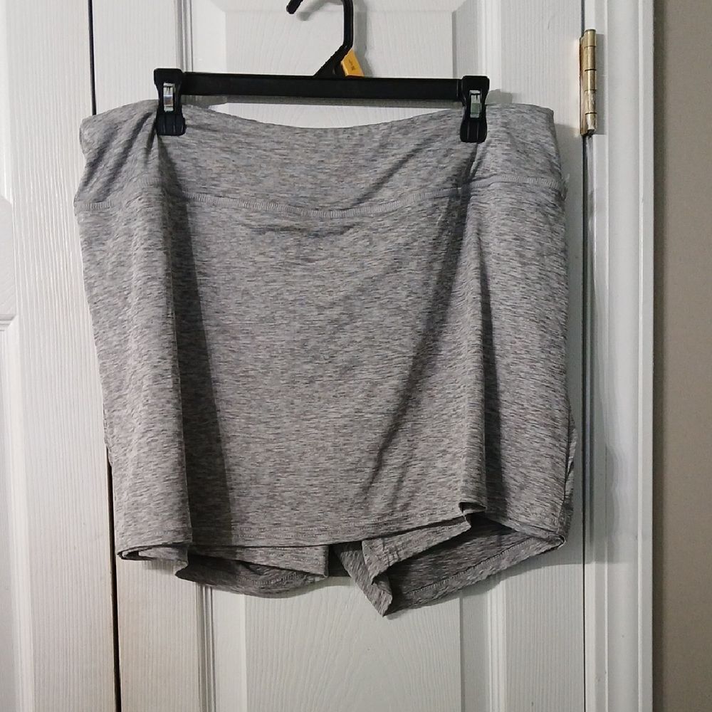 Realessentials Gray Women's pull-on Short tennis golf casual Sz 1X NWOT